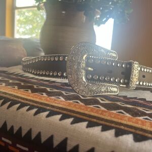 Women’s Western Studded Leather Belt